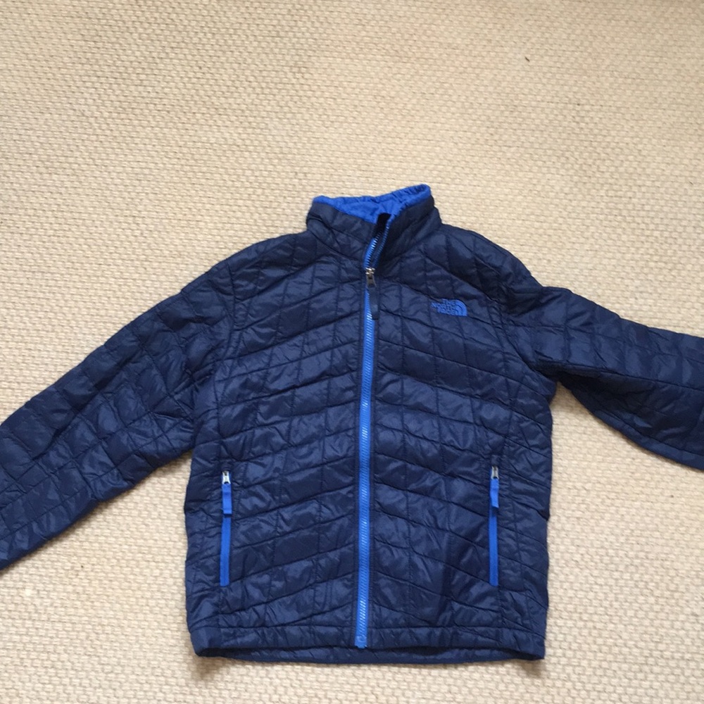 North face light weight winter jacket